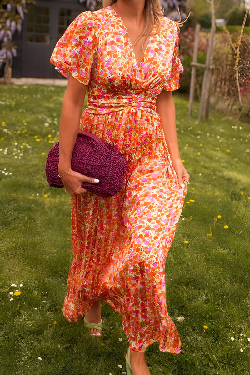 Ava™ | Elegant maxi dress with V-neck and feminine fit