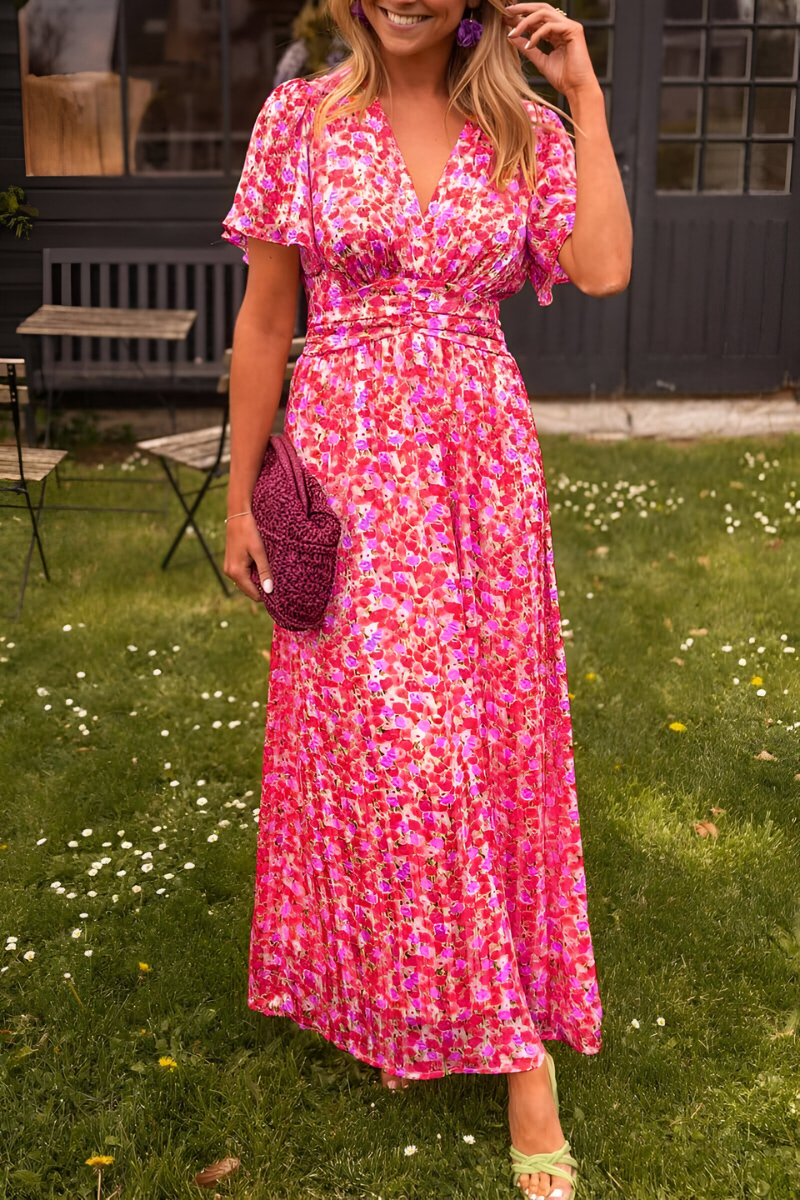 Ava™ | Elegant maxi dress with V-neck and feminine fit
