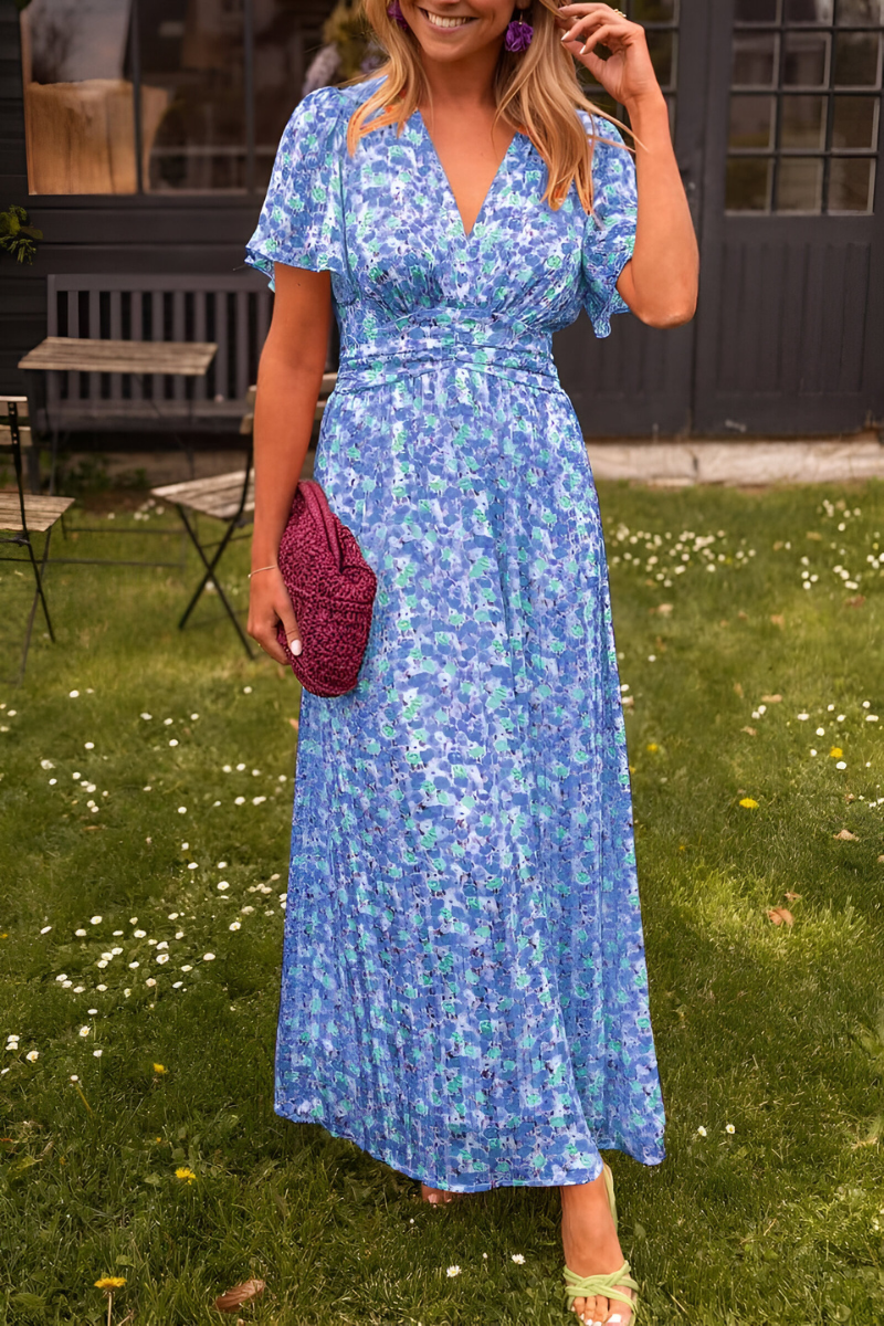 Ava™ | Elegant maxi dress with V-neck and feminine fit