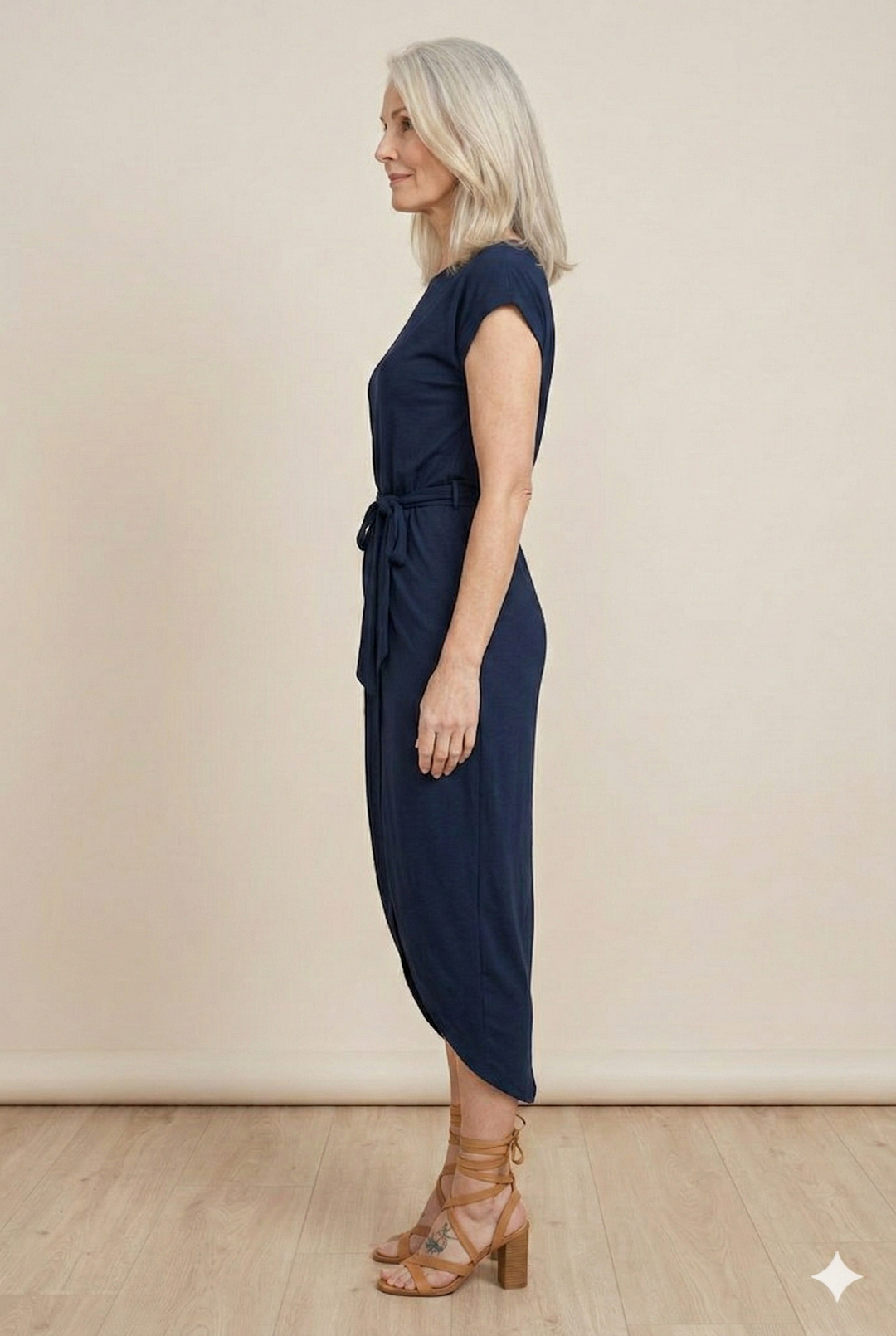 Evelyn | Casual midi dress
