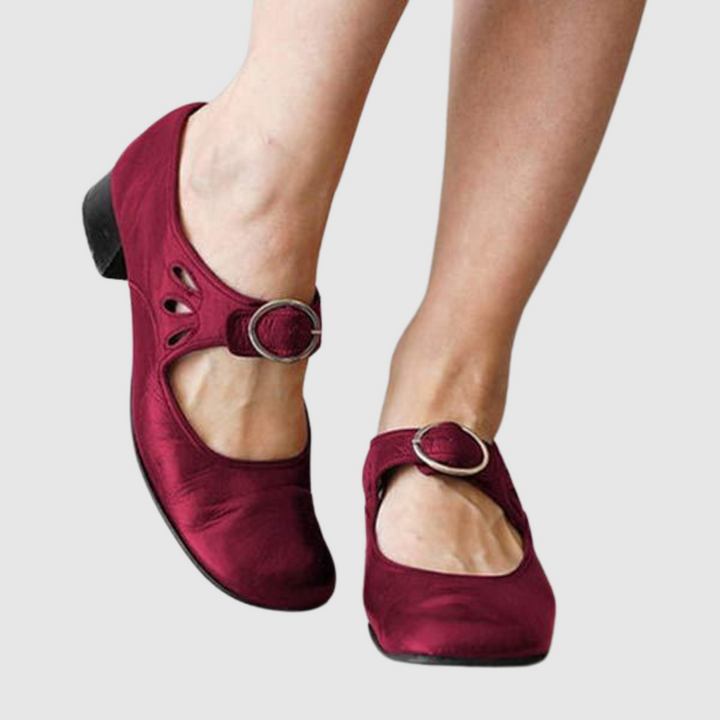Réka – Mary Jane Shoes with Buckle Detail