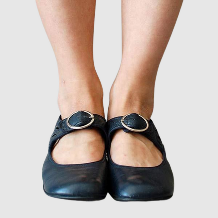 Réka – Mary Jane Shoes with Buckle Detail