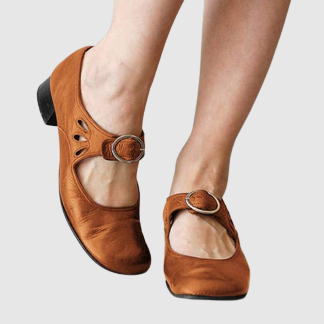 Réka – Mary Jane Shoes with Buckle Detail